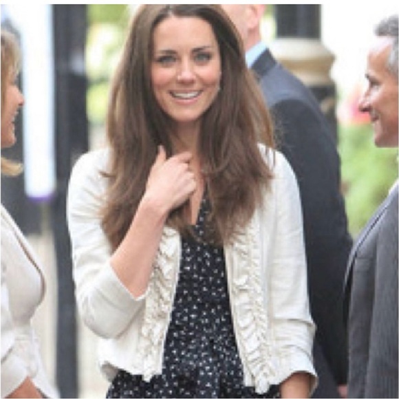 Wilfred Cream Ruffle Blazer - Picture 10 of 10